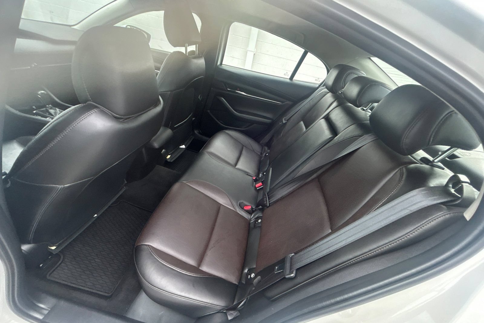 Used 2022 MAZDA MAZDA3 s FWD image 12