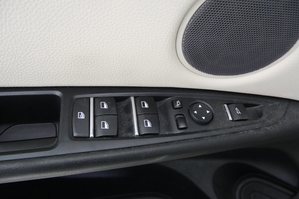 Used 2018 BMW X5 sDrive35i w/ Lighting Package image 9