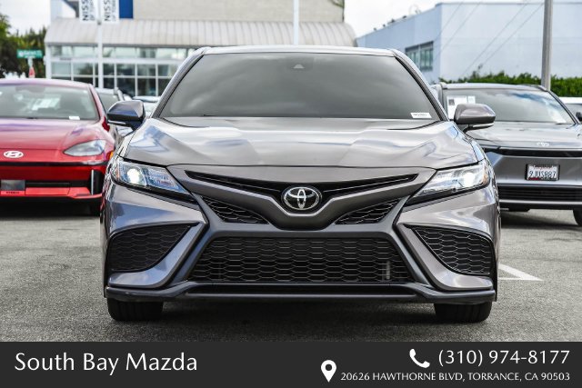 Used 2024 Toyota Camry SE FWD image 2