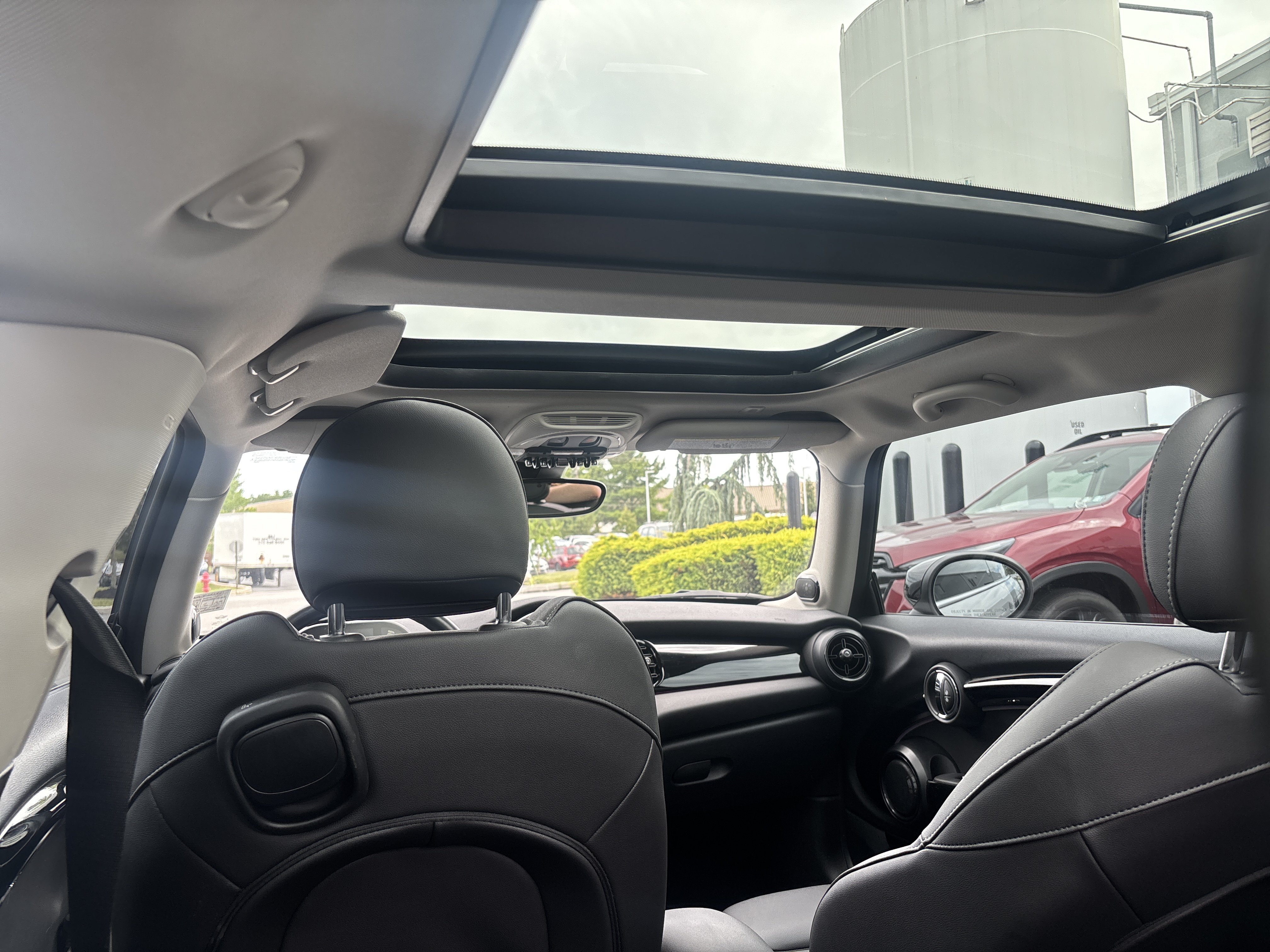 Used 2024 MINI Cooper SE FWD image 34