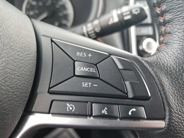 Used 2020 Nissan Kicks SR FWD image 18