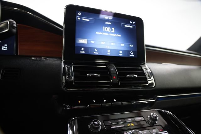 Used 2020 Lincoln Navigator Reserve w/ Equipment Group 208A Reserve AWD/4WD image 23