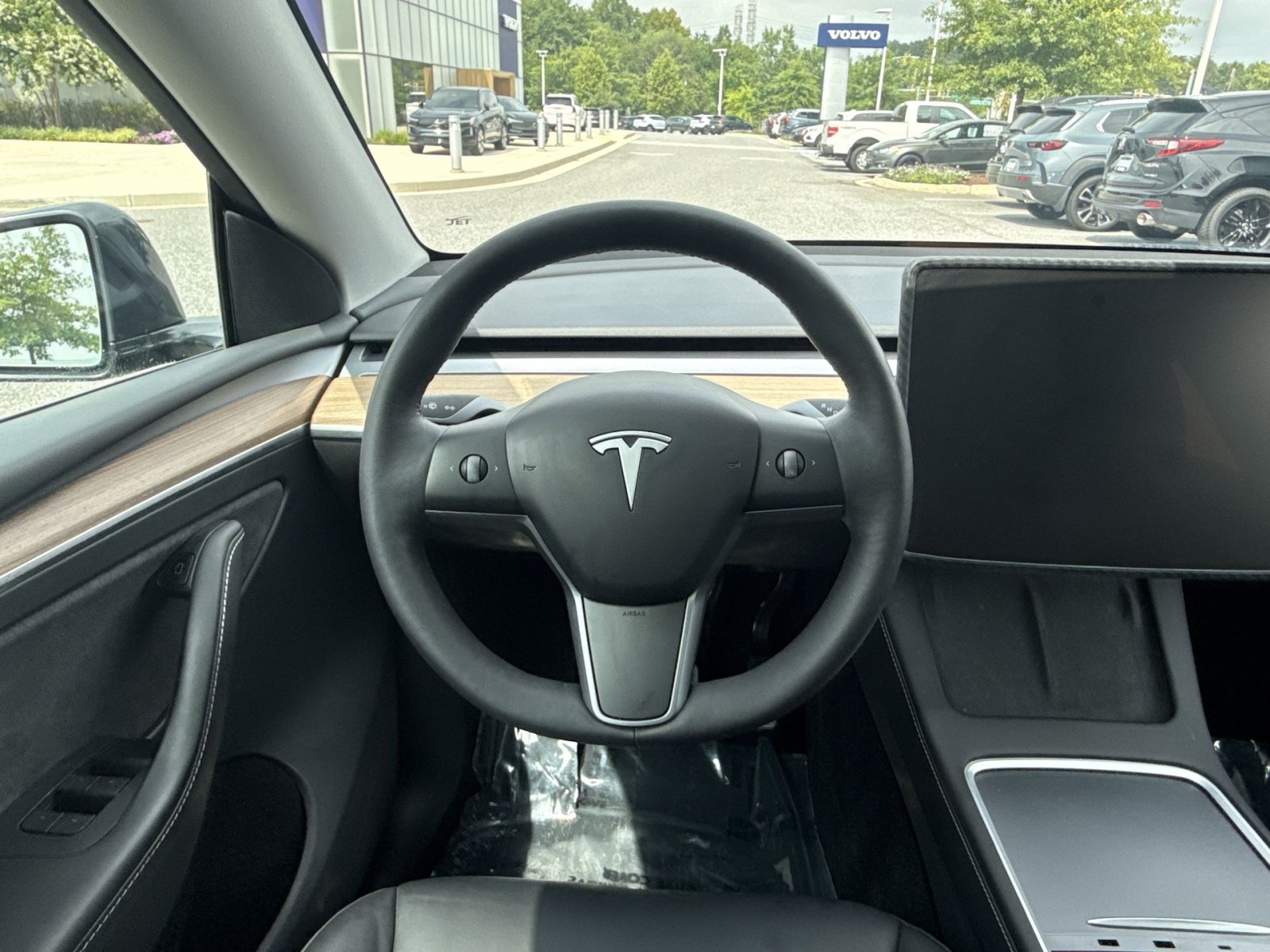 Used 2023 Tesla Model Y Long Range AWD/4WD image 16