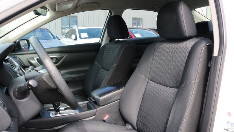 Used 2018 Nissan Altima 2.5 S w/ S Convenience Package FWD image 9