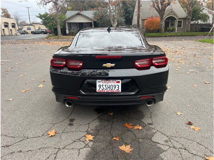 Used 2023 Chevrolet Camaro LT image 6