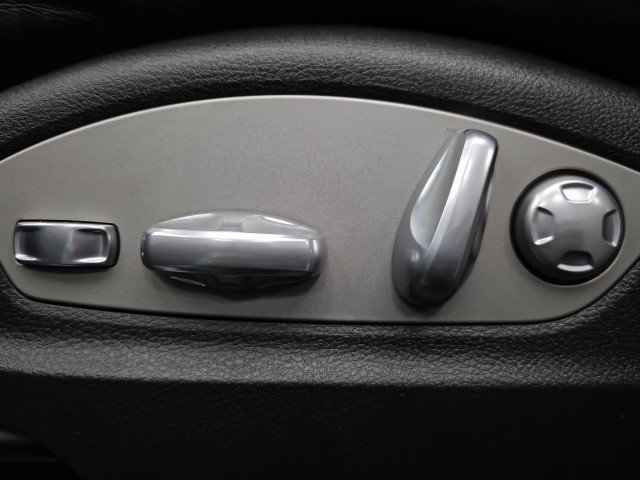 Used 2014 Porsche Cayenne GTS AWD/4WD image 30