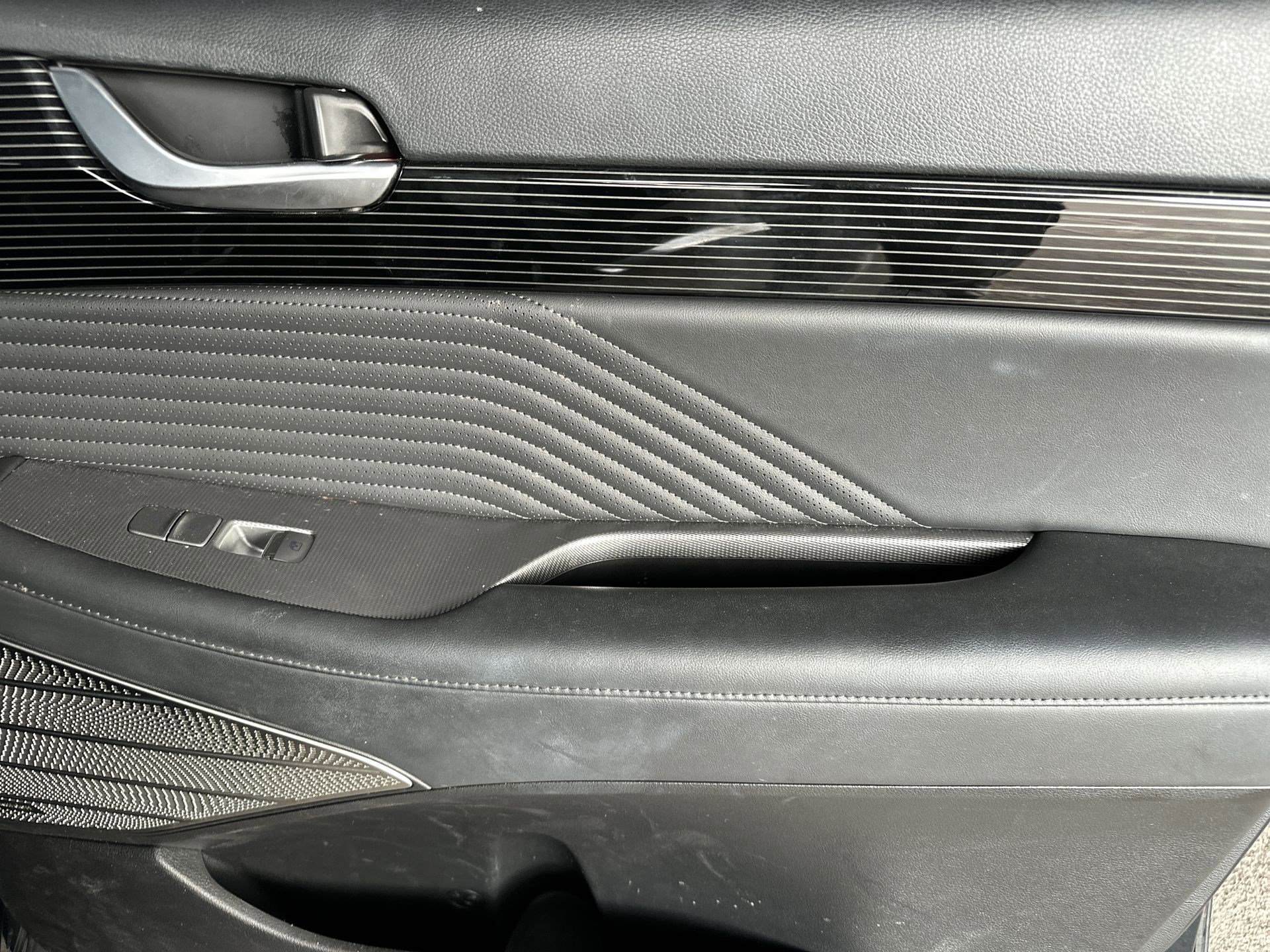 Used 2023 Hyundai Palisade Calligraphy image 28