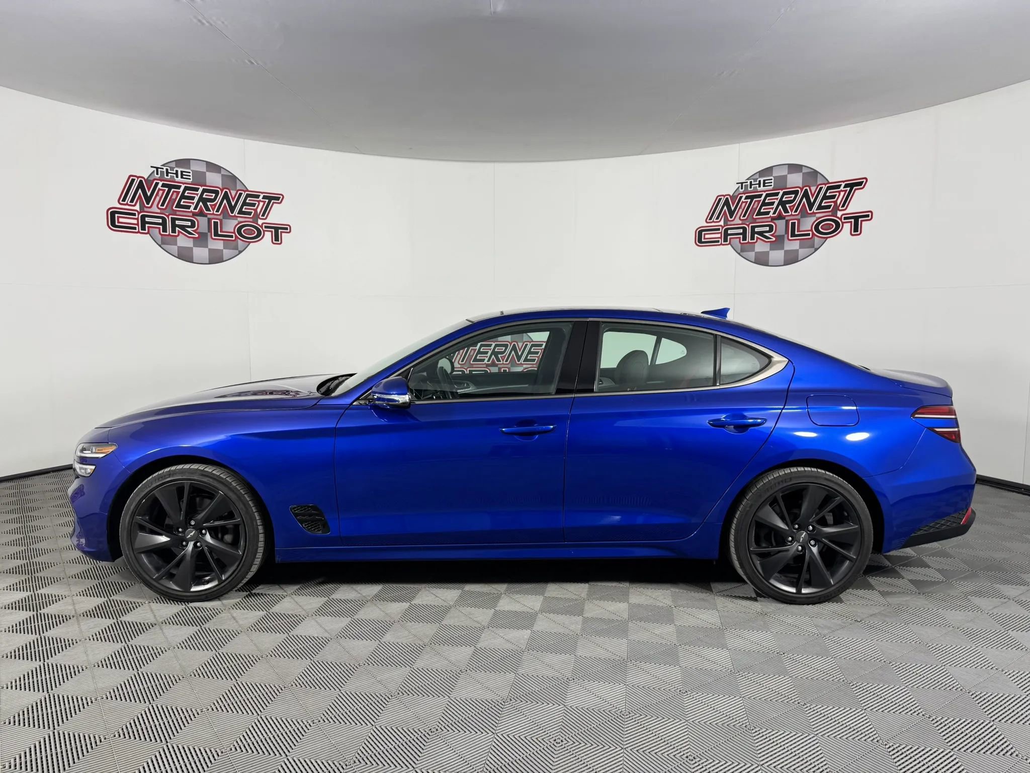 Used 2023 Genesis G70 2.0T w/ Sport Prestige Package AWD/4WD image 4