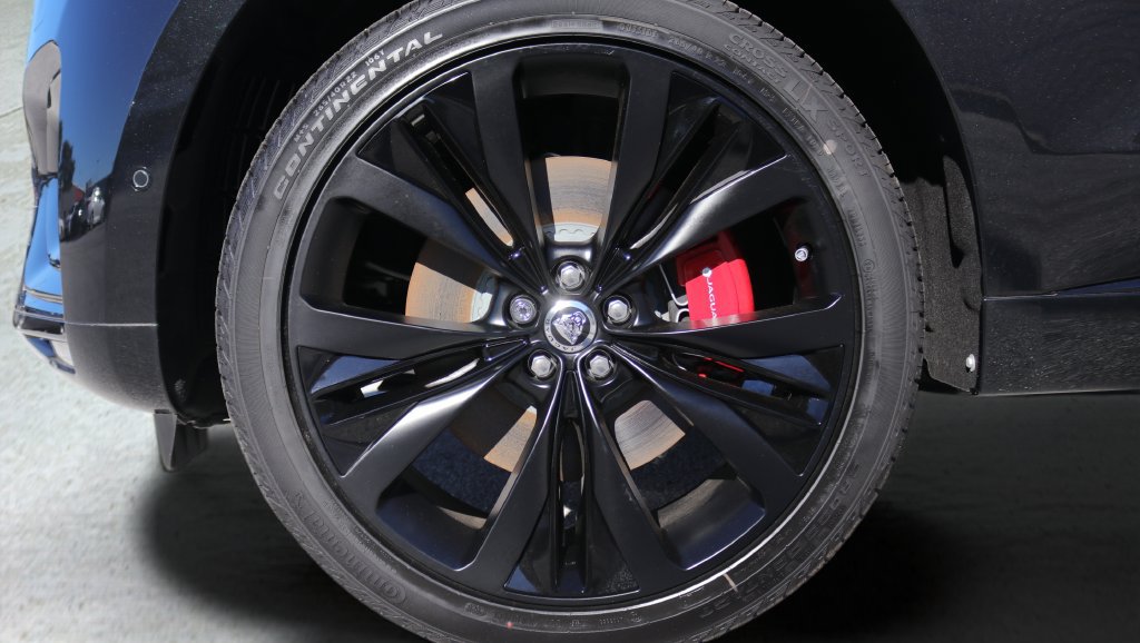 New 2026 Jaguar F-PACE R-Dynamic S AWD/4WD image 29