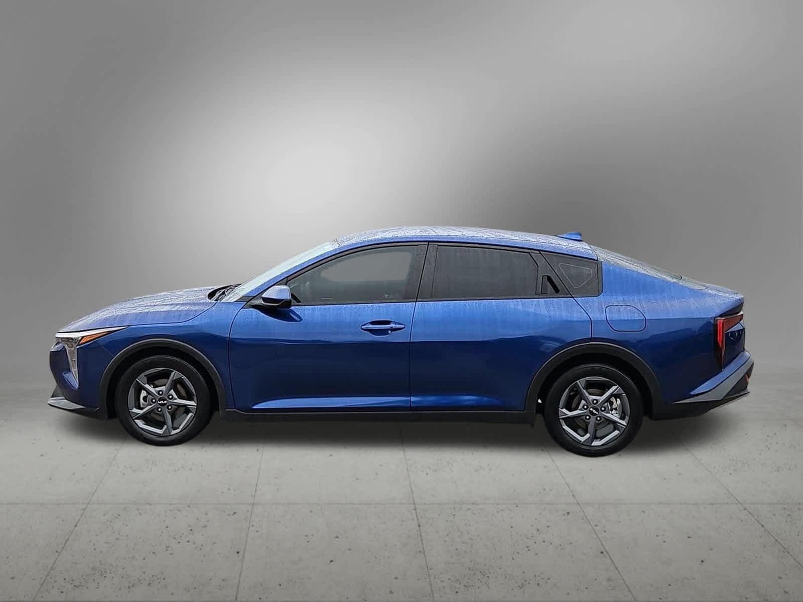 Certified 2025 Kia K4 FWD image 3