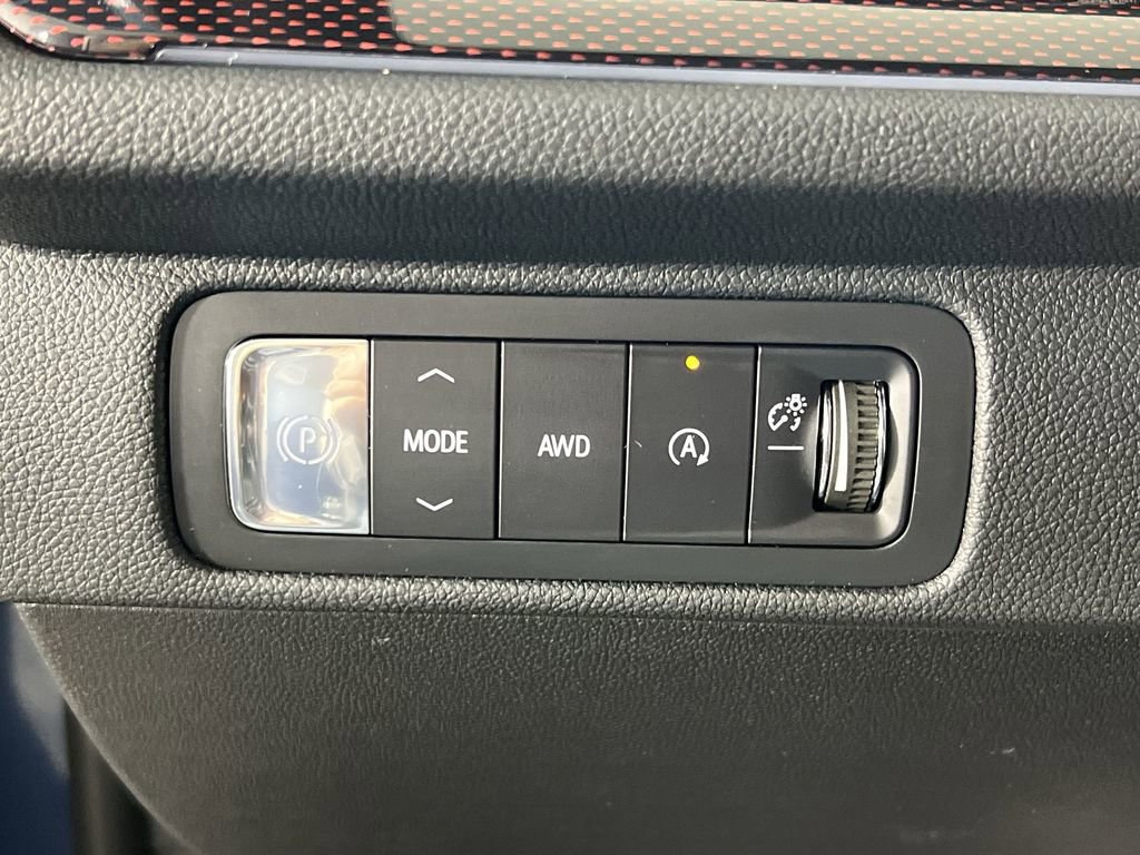 Certified 2025 Chevrolet Traverse Z71 w/ Driver Confidence Package image 18