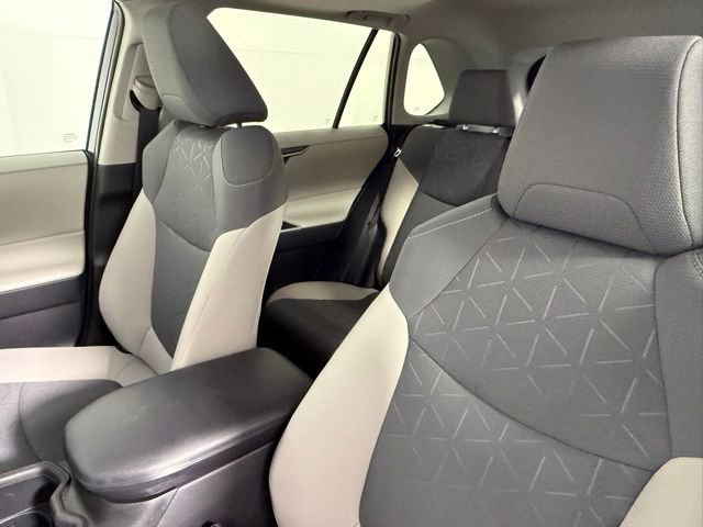 Used 2022 Toyota RAV4 XLE image 26