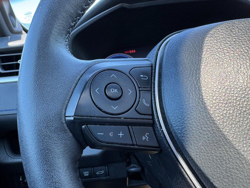 Used 2023 Toyota RAV4 XSE AWD/4WD image 17