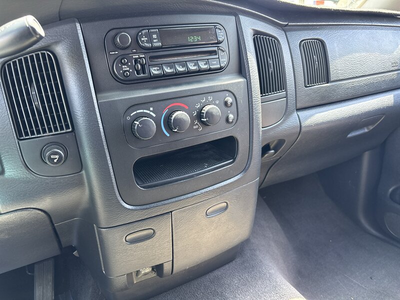 Used 2002 Dodge Ram 1500 Truck 2WD Quad Cab image 45