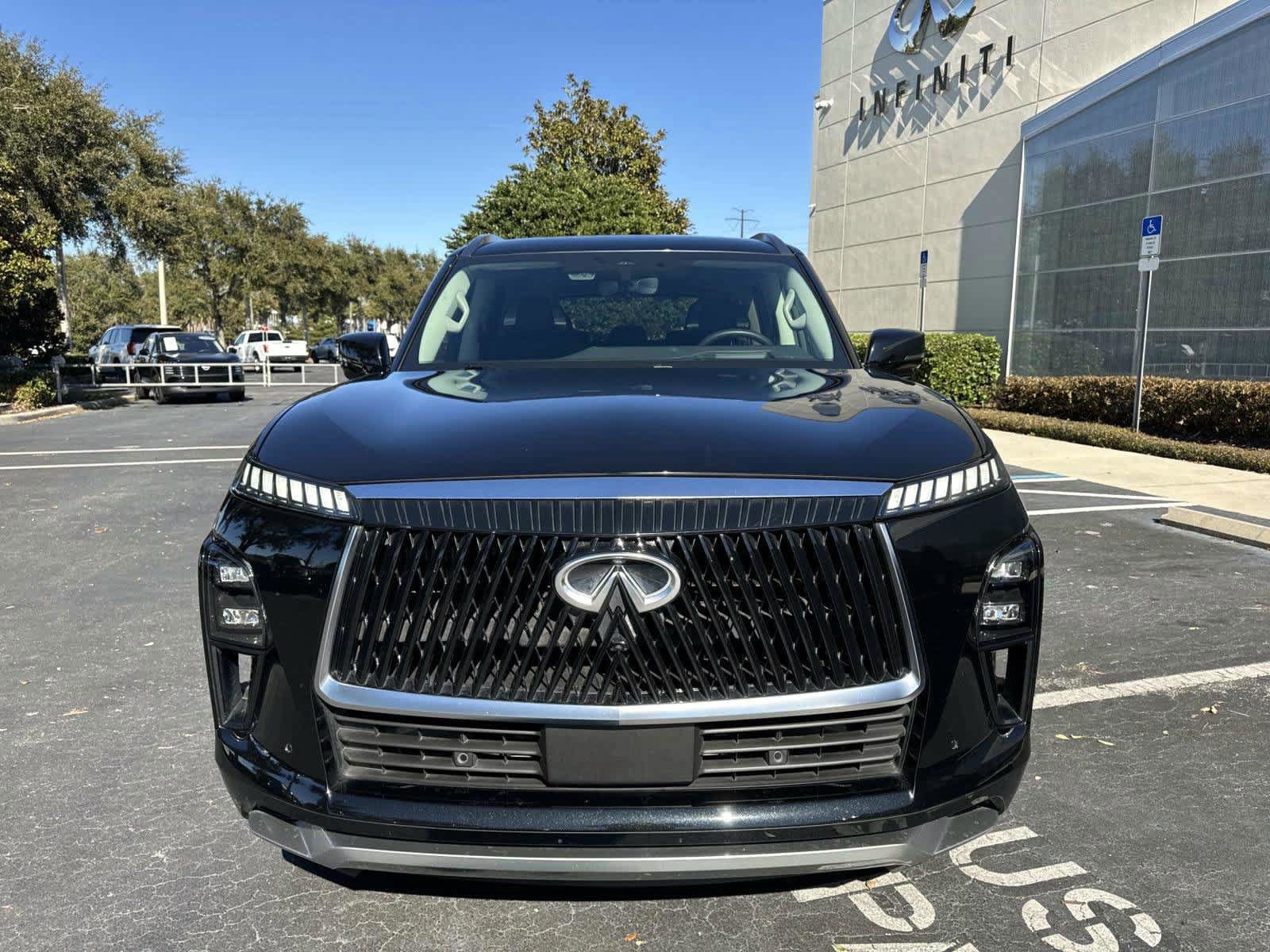 Certified 2025 INFINITI QX80 Sensory AWD/4WD image 7