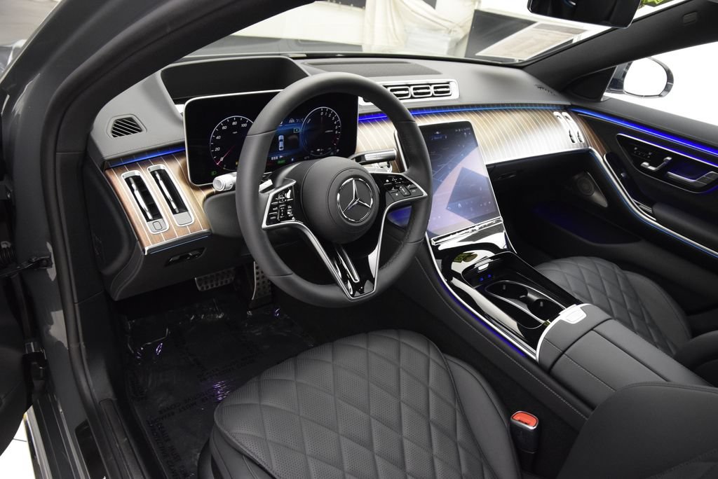 Used 2026 Mercedes-Benz S 580e 4MATIC Sedan image 20