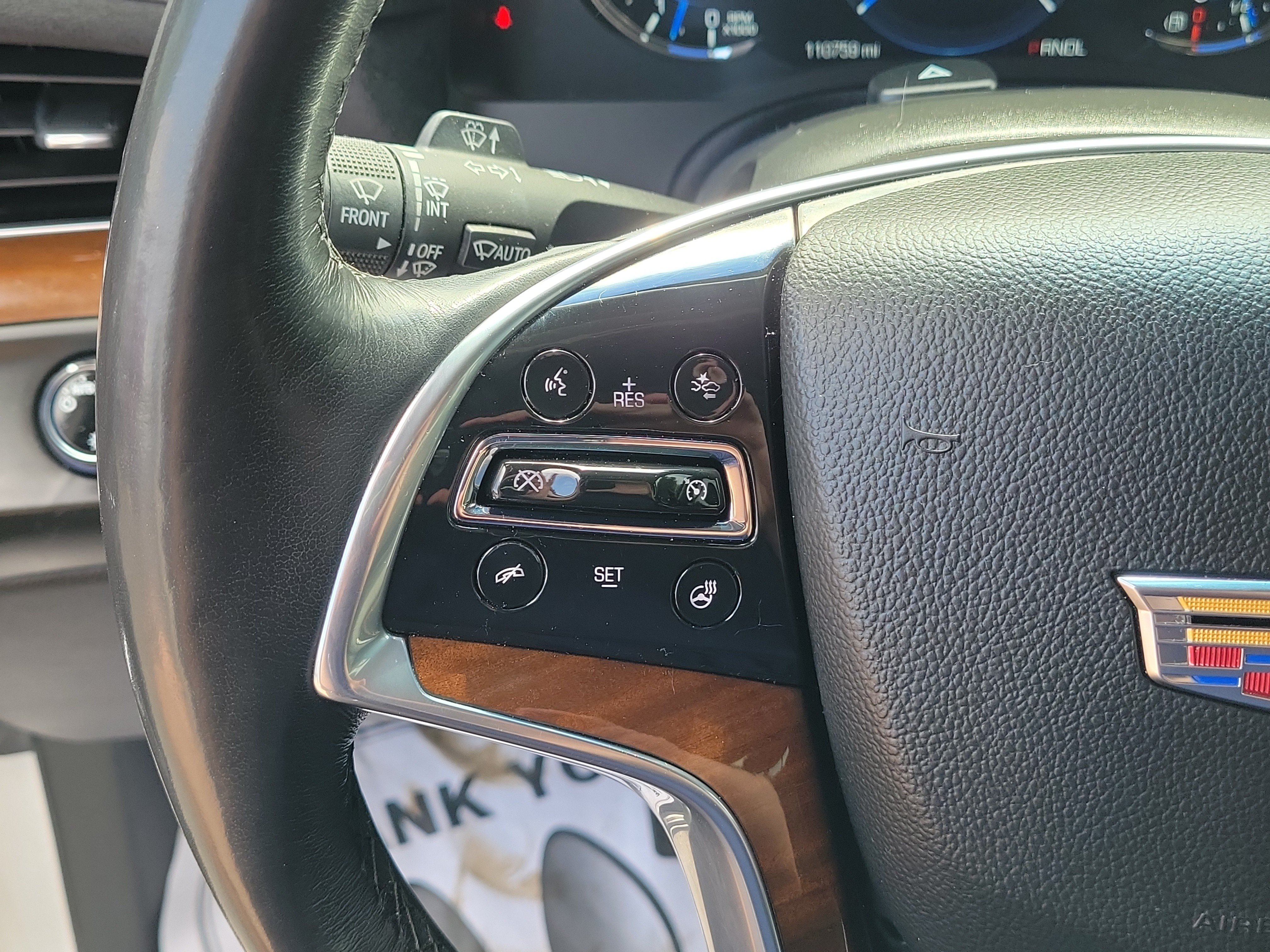 Used 2020 Cadillac Escalade Luxury AWD/4WD image 24