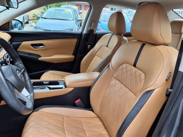 Used 2023 Nissan Sentra SV w/ SV Premium Package FWD image 13