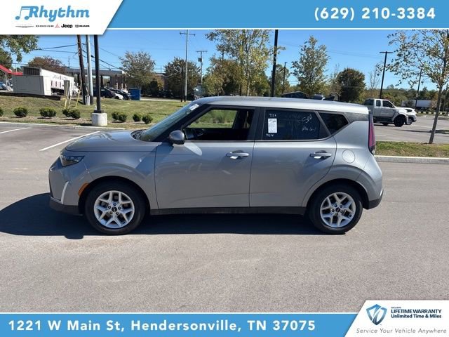 Used 2023 Kia Soul LX w/ Option Group 015