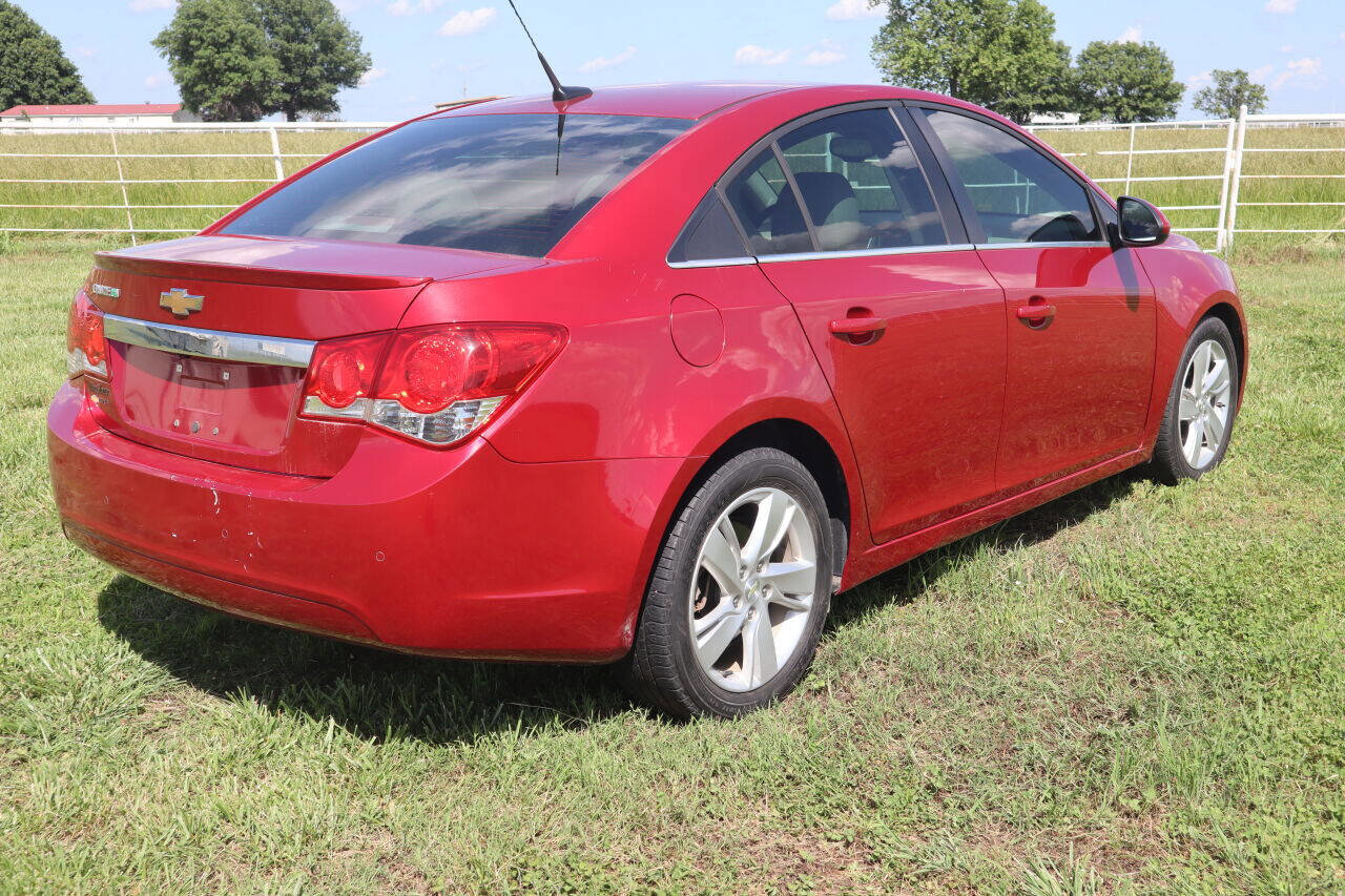 Used 2014 Chevrolet Cruze Diesel w/ Enhanced Safety Package image 2