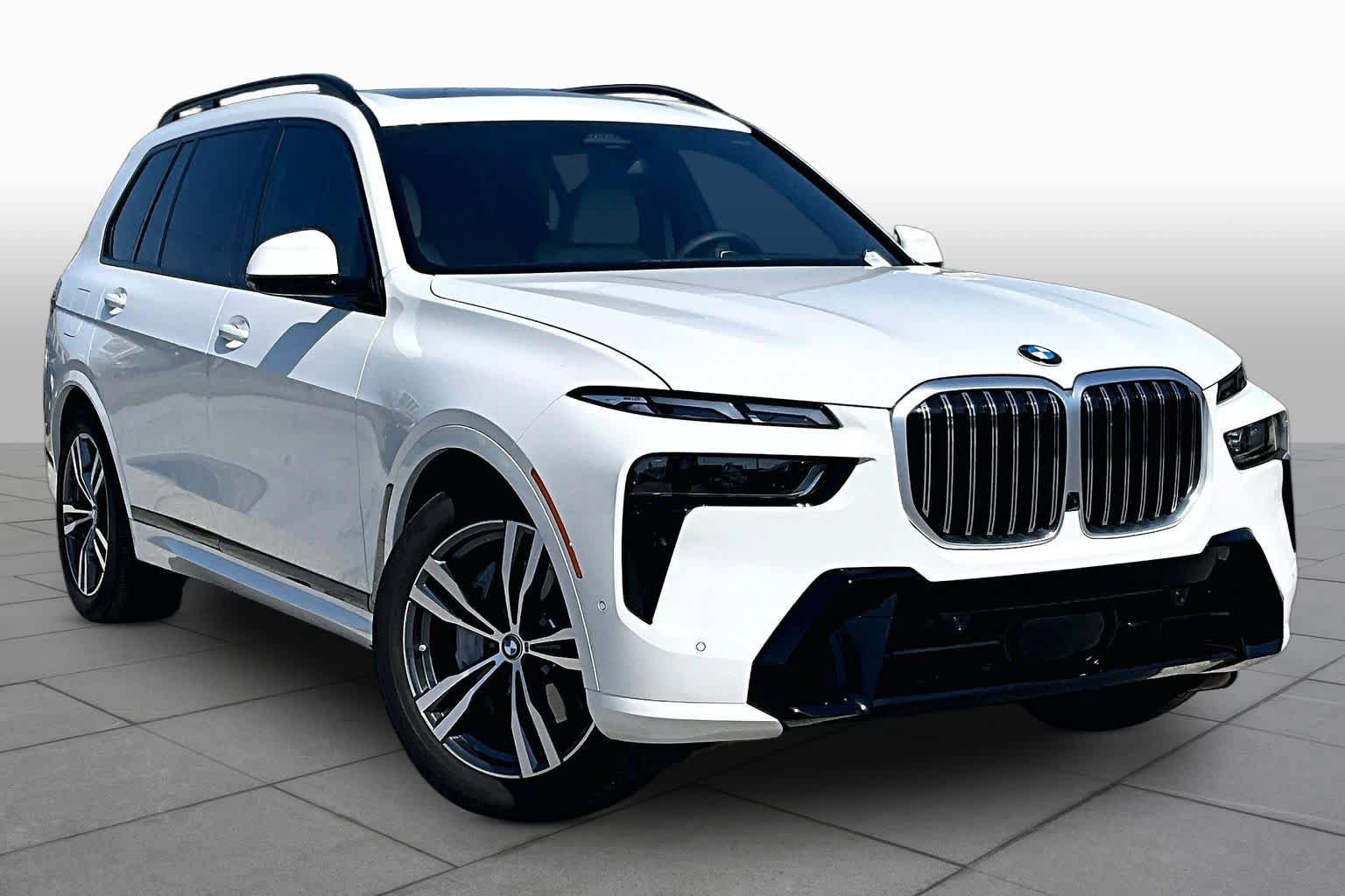 Used 2026 BMW X7 xDrive40i w/ Executive Package AWD/4WD image 2