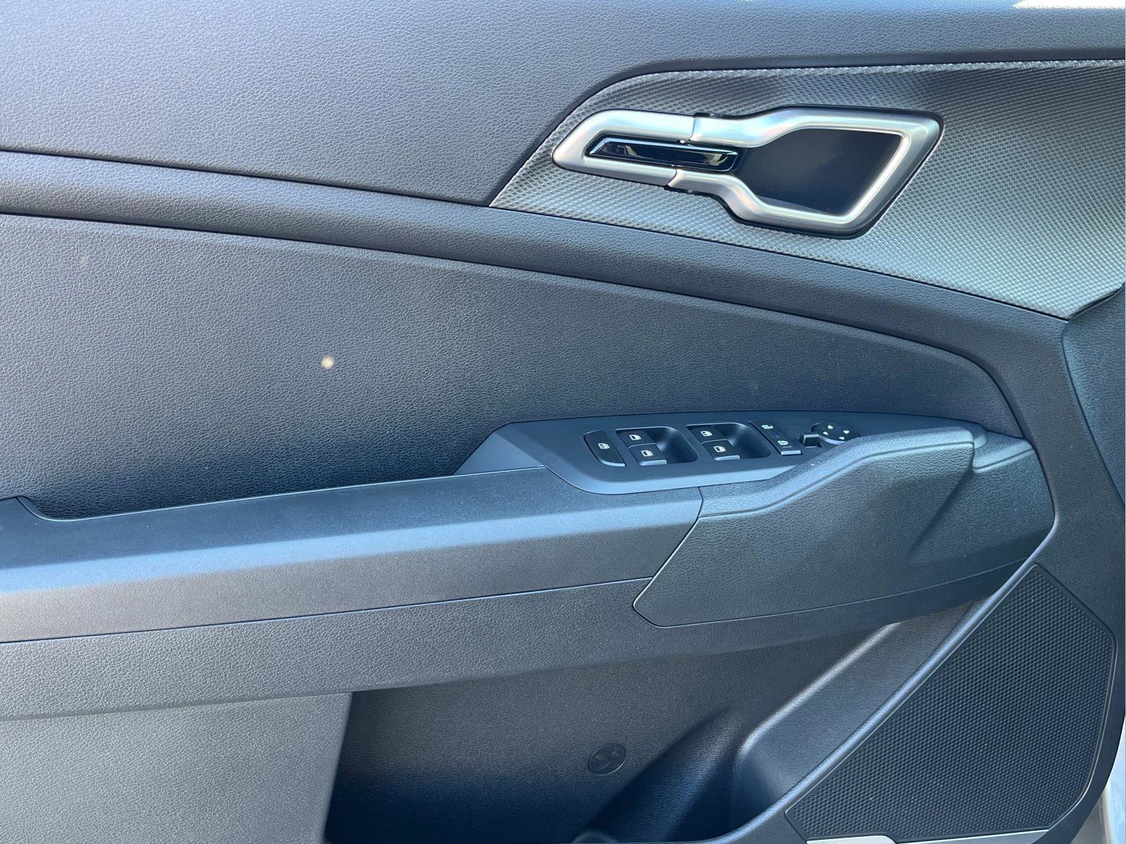 New 2025 Kia Sportage LX image 20