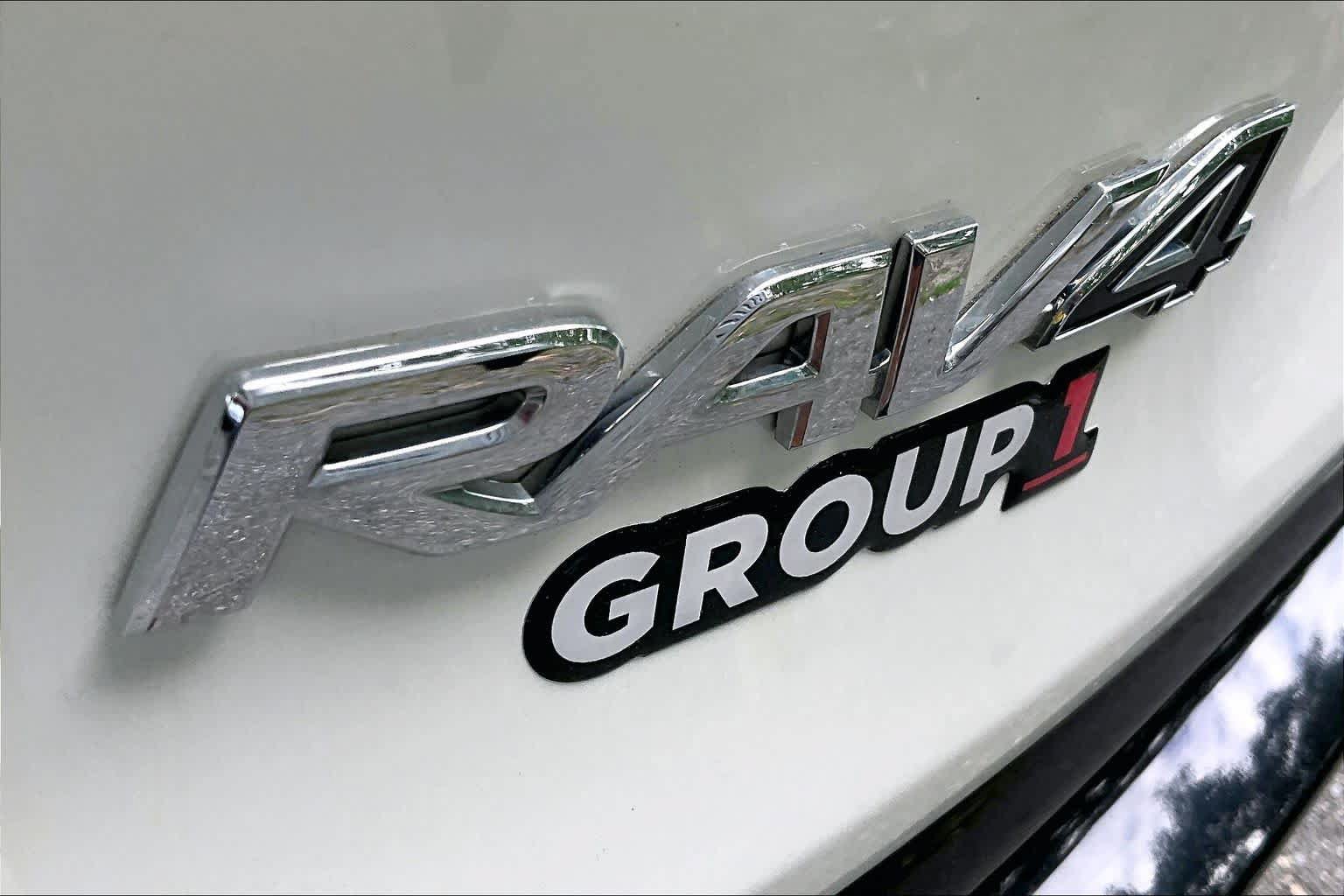 Certified 2022 Toyota RAV4 XSE AWD/4WD image 10