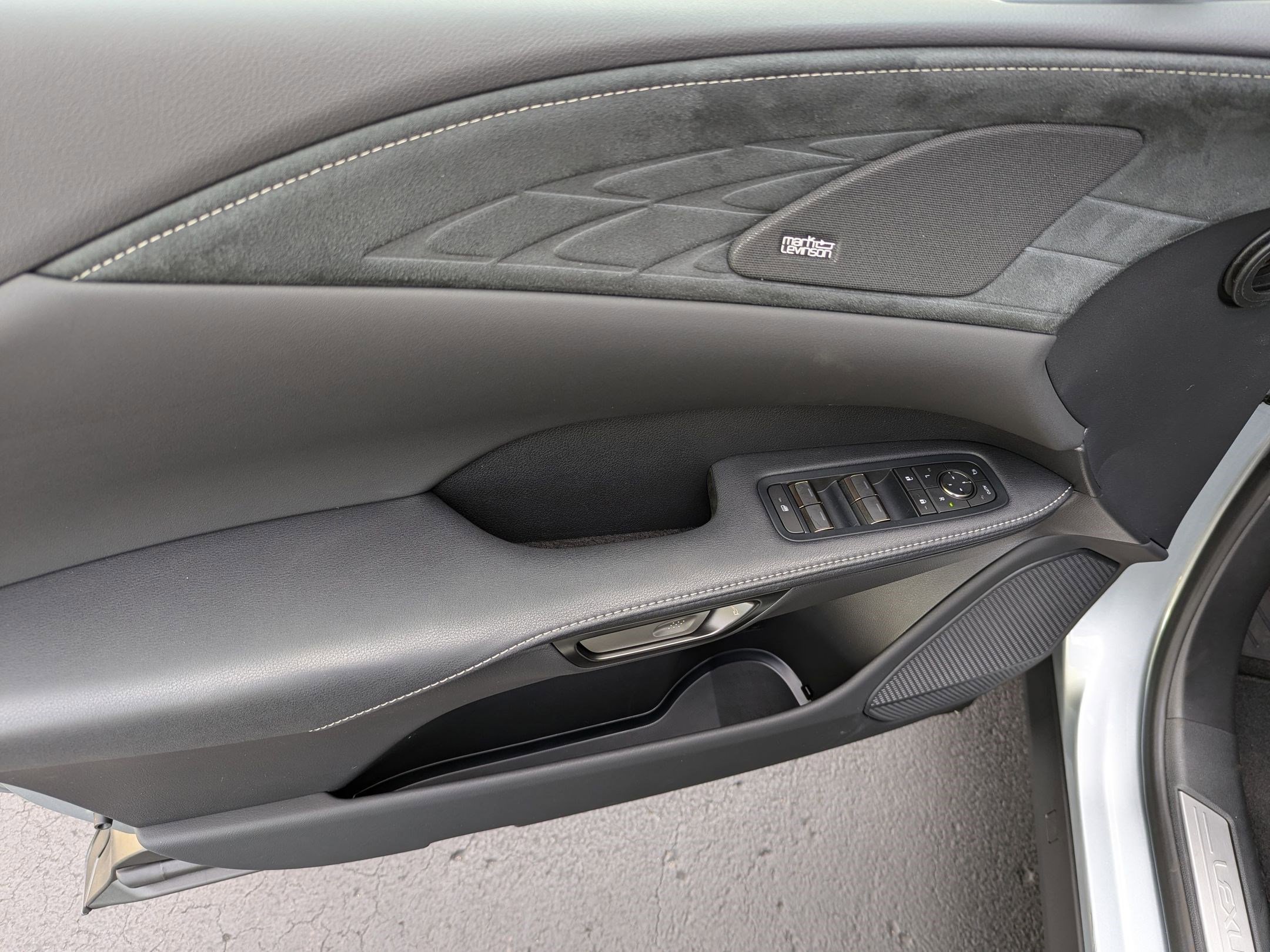 New 2025 Lexus RX 350 w/ Convenience Package image 12