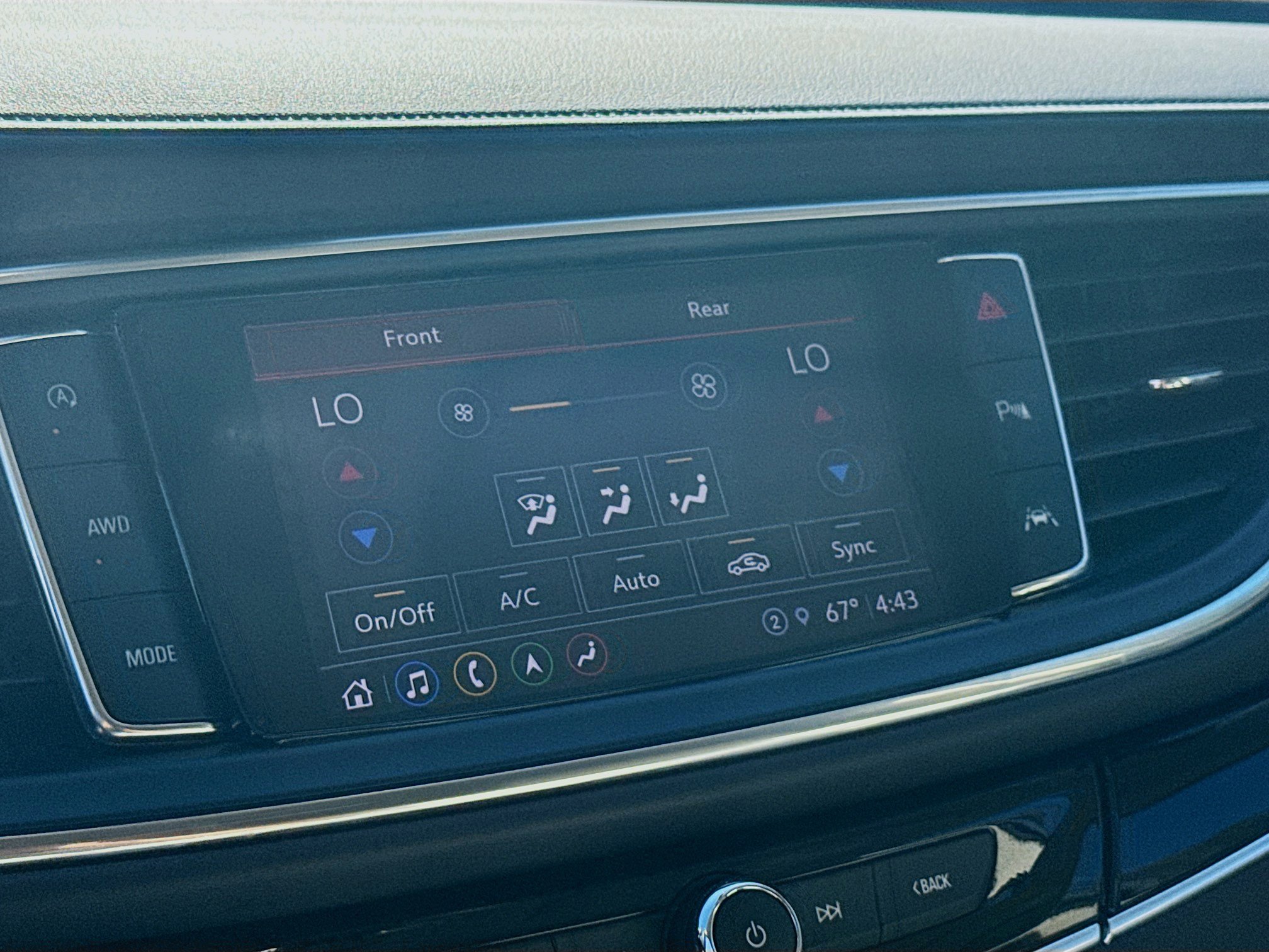 Used 2022 Buick Enclave Avenir w/ Avenir Technology Package image 12