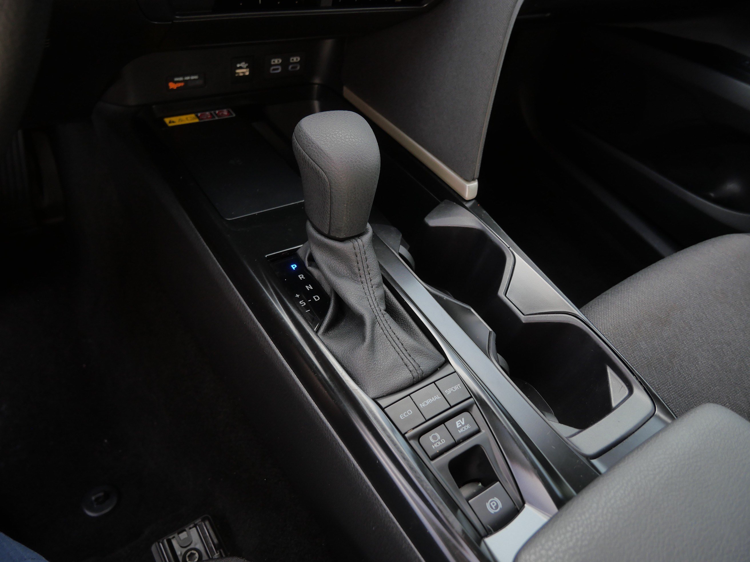 Certified 2025 Toyota Camry LE w/ Convenience Package FWD image 25