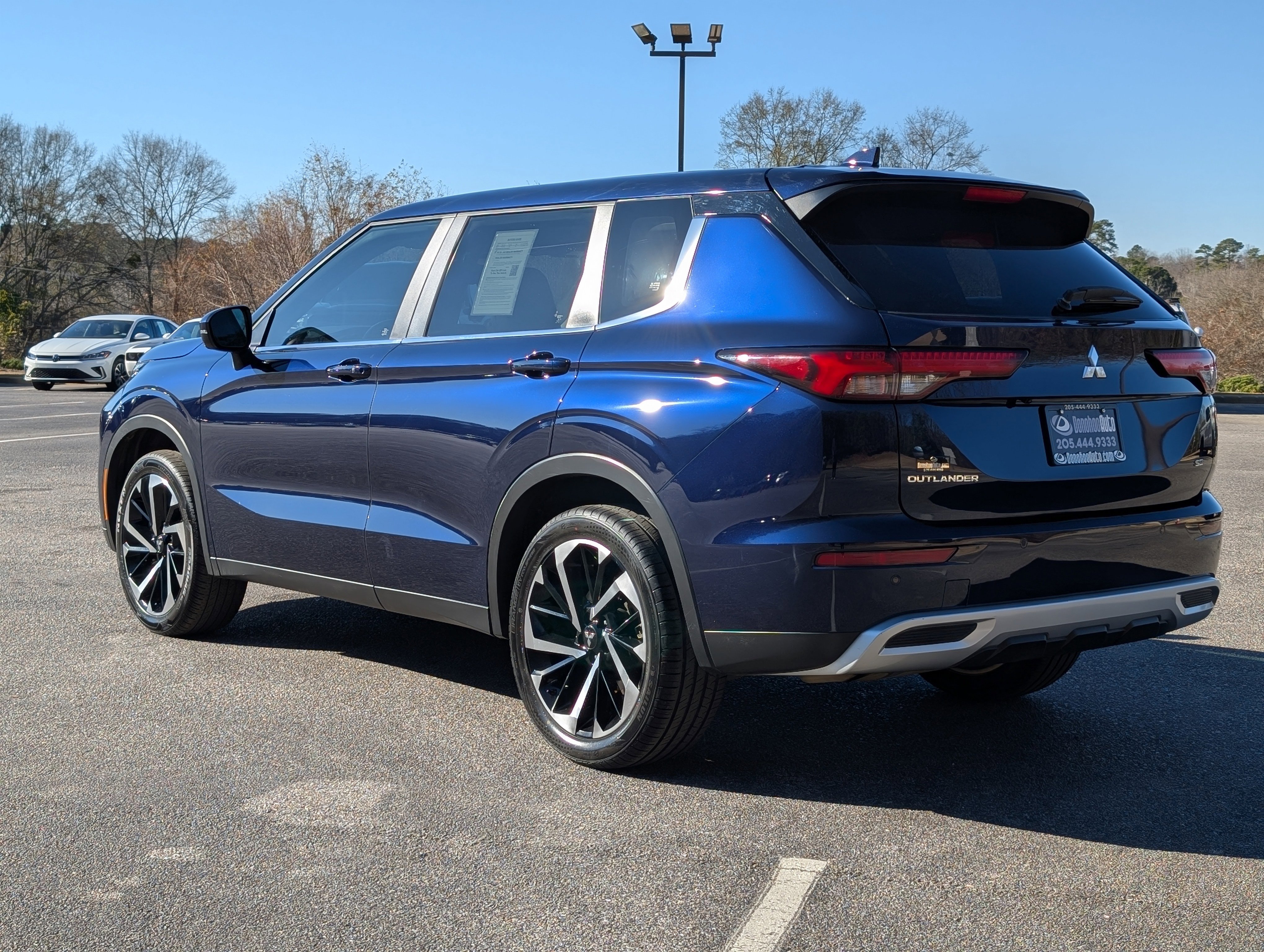 Used 2023 Mitsubishi Outlander SE image 7