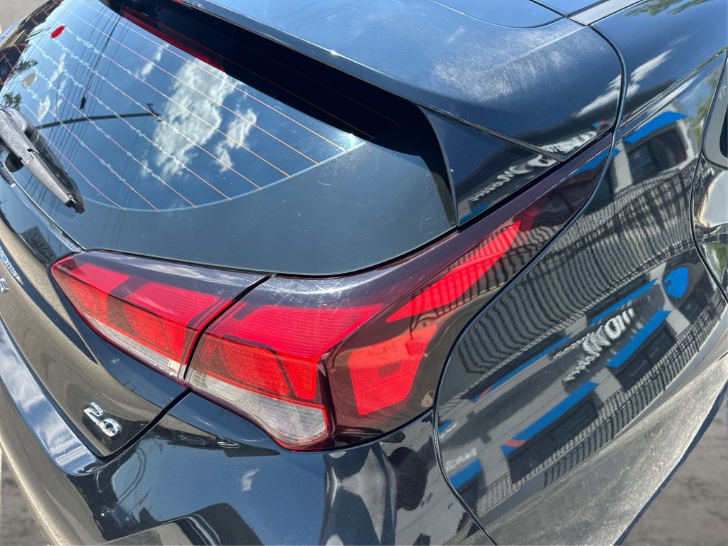 Used 2019 Hyundai Veloster 2.0 FWD image 22