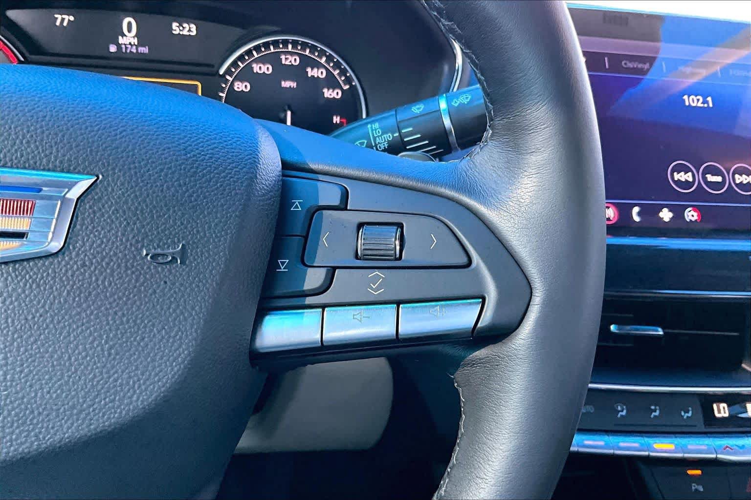 Used 2023 Cadillac CT5 Luxury RWD image 25