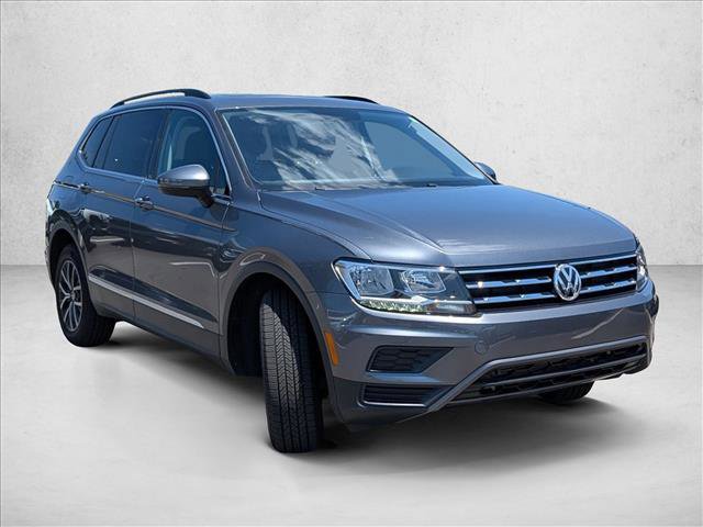 Used 2020 Volkswagen Tiguan SE w/ Panoramic Sunroof Package FWD video 3