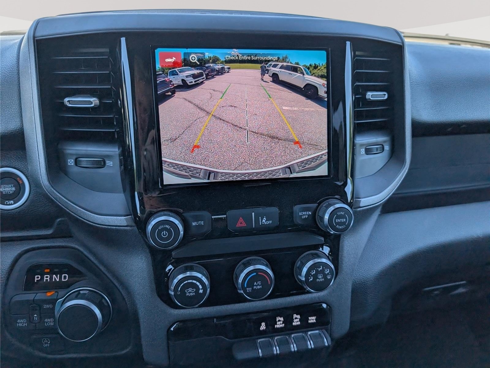New 2026 RAM 1500 Express AWD/4WD image 23