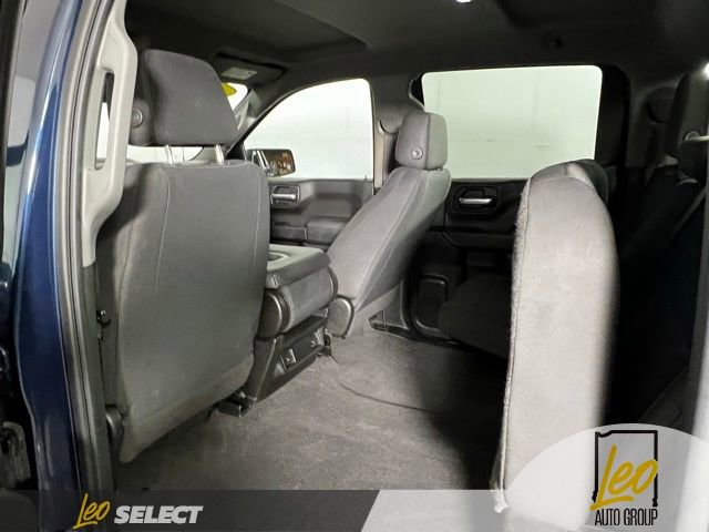 Used 2020 Chevrolet Silverado 1500 Custom w/ Custom Convenience Package AWD/4WD image 11
