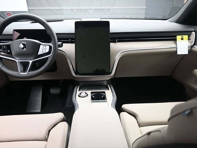 New 2026 Volvo EX90 Plus RWD image 9
