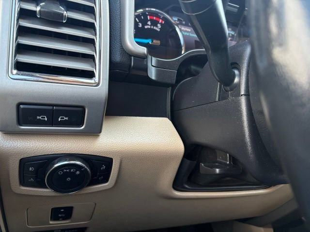 Used 2017 Ford F350 Lariat w/ FX4 Off-Road Package AWD/4WD image 23