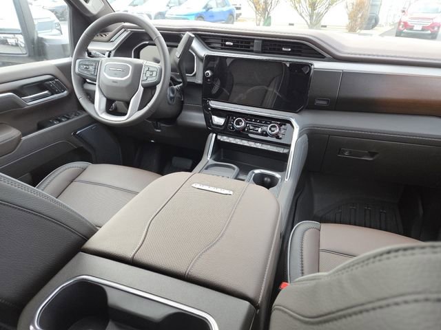 New 2026 GMC Sierra 3500 Denali w/ Denali Reserve Package image 32