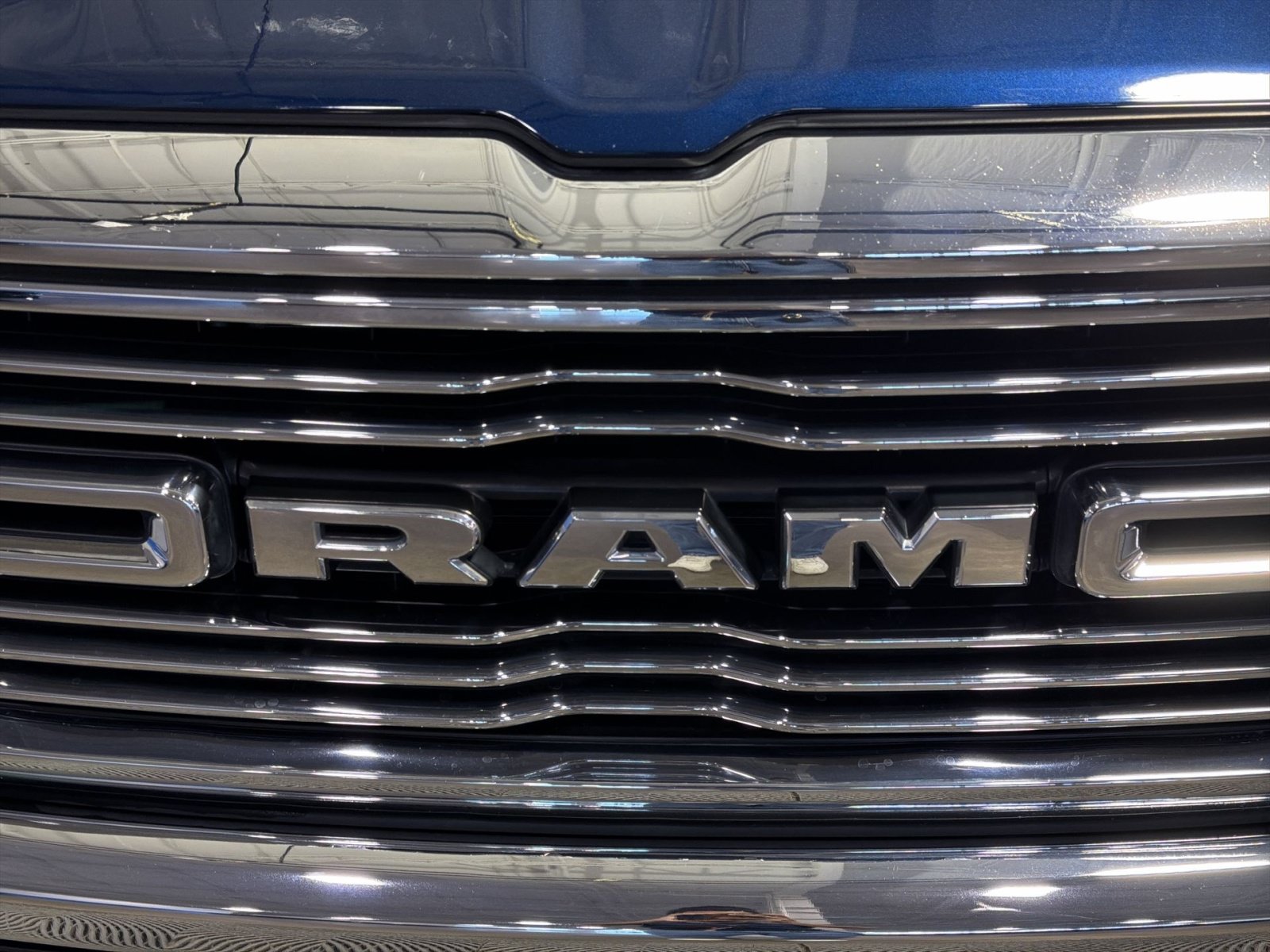 Used 2021 RAM 1500 Laramie AWD/4WD image 12