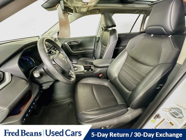 Used 2020 Toyota RAV4 Limited AWD/4WD image 28
