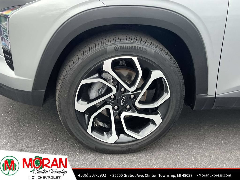 Certified 2025 Chevrolet Trax RS w/ Driver Confidence Package FWD image 10