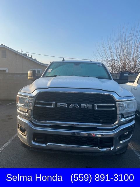 Used 2023 RAM 2500 Tradesman w/ Chrome Appearance Group image 4