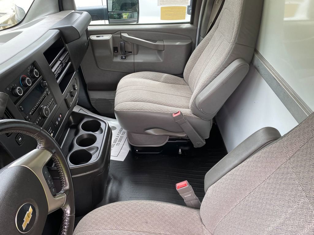 Used 2017 Chevrolet Express 3500 Work Van image 32