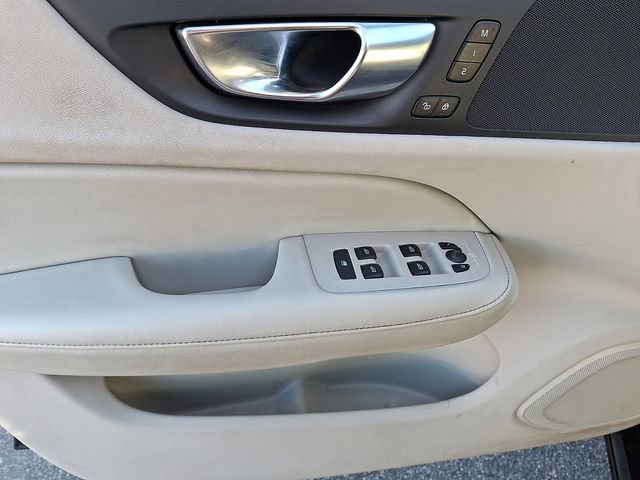 Used 2024 Volvo S60 B5 Core image 16