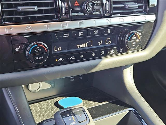 New 2026 Nissan Pathfinder SL FWD image 12