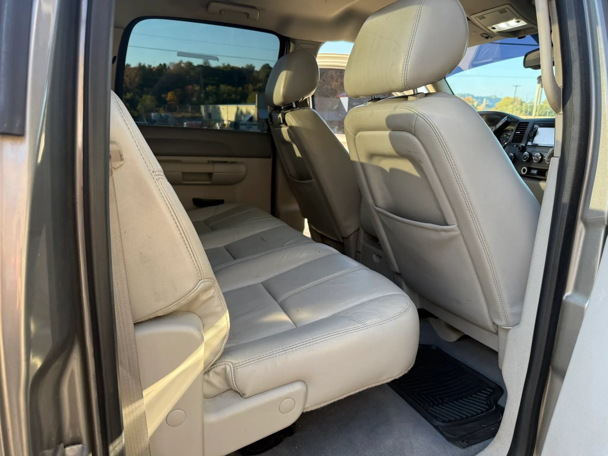 Used 2014 Chevrolet Silverado 2500 LT AWD/4WD image 14