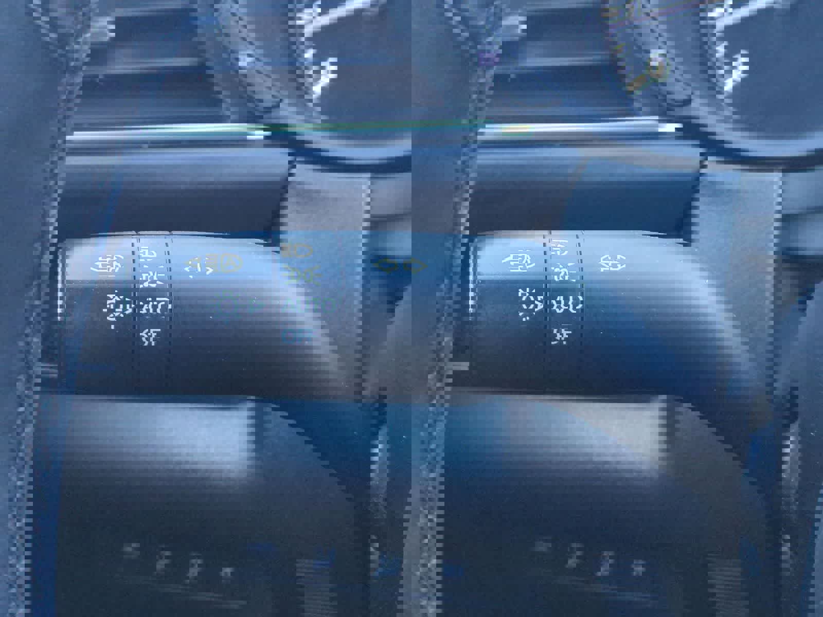 Used 2023 MAZDA CX-30 AWD 2.5 S w/ Premium Package image 27