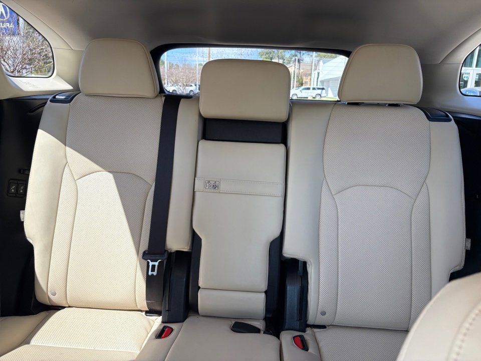 Used 2022 Lexus RX 350L FWD w/ Premium Package image 24