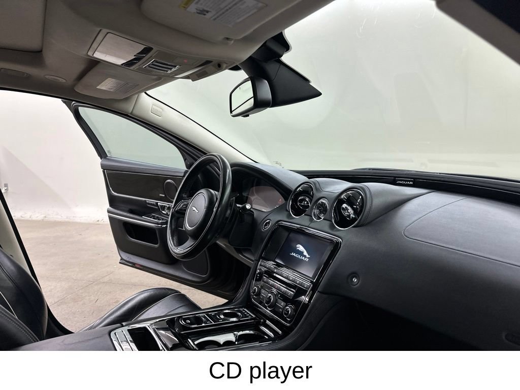 Used 2016 Jaguar XJ R-Sport AWD/4WD image 19
